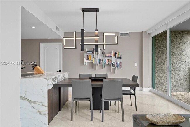 Photo - 3400 SW 27th Ave Unit 201