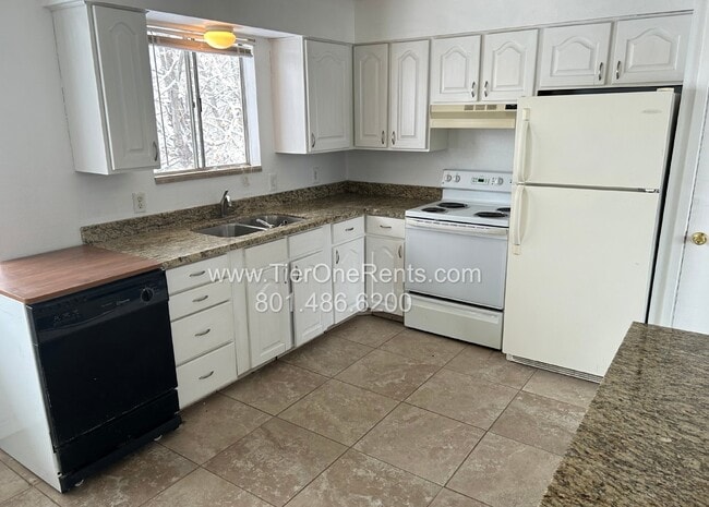 Photo - This property offers a NO DEPOSIT option available for qualified renters! Unidad A