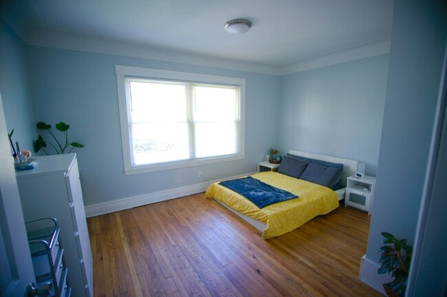 Photo - 226 Kenilworth St Unit 2
