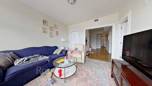 Photo - 1942 Beacon St Unit 6