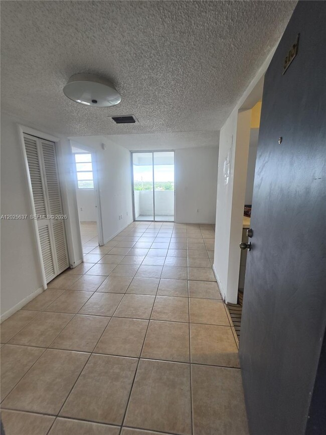 5050 NW 7th St Unit 610