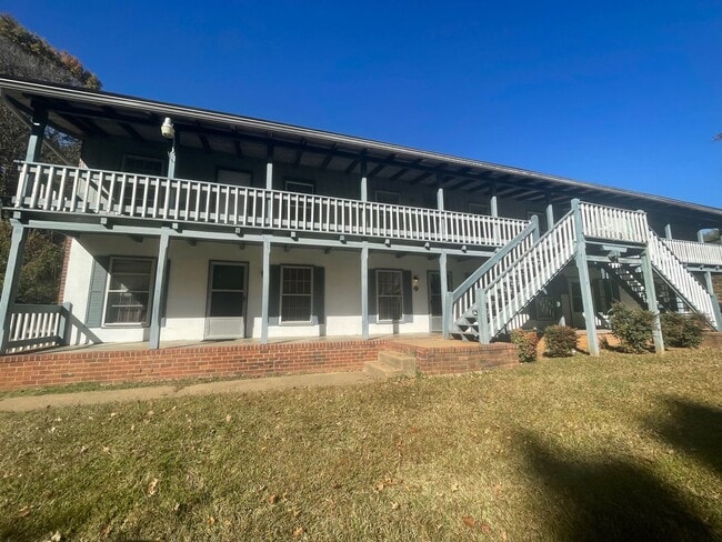 Building Photo - Willow Creek Apartments (201 Audubon Dr)