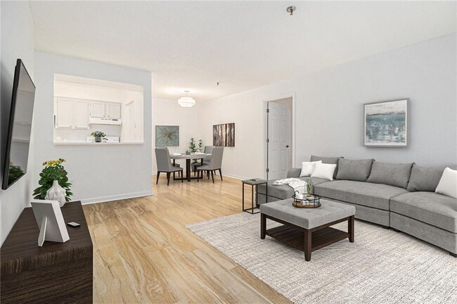 Building Photo - 300 Johnson Ferry Rd Unit A203