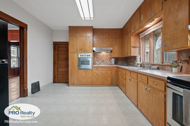 Photo - 4 Bedroom Home **50% off January or February's Rent with a January or February 2026 Move In**