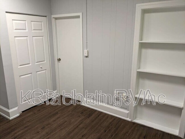 Photo - 908 W Broad St