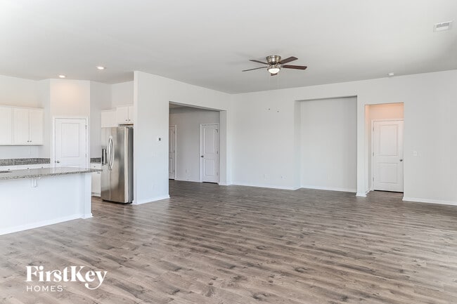 Photo - 405 Ribiero Dr