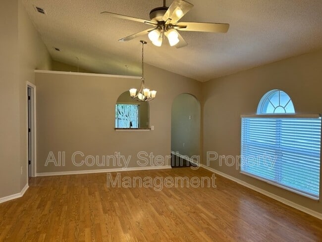 Photo - 158 Gleason Cove