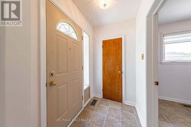 Photo - 6 Paloma Pl