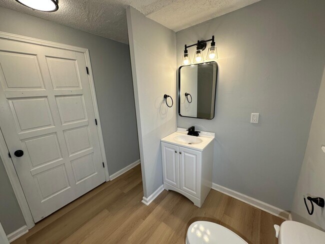 64 Nebo Dr