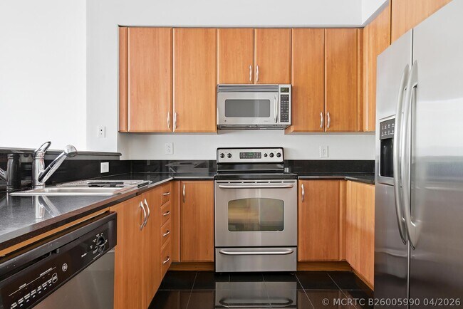 Photo - 801 S Olive Ave Unit 425