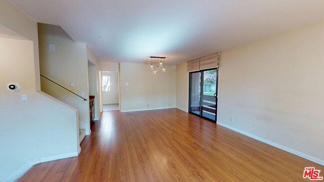 Photo - 21930 Marylee St Unidad 97