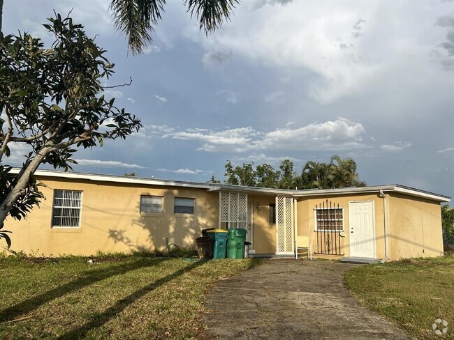 Building Photo - 4126 Gardner Dr Rental