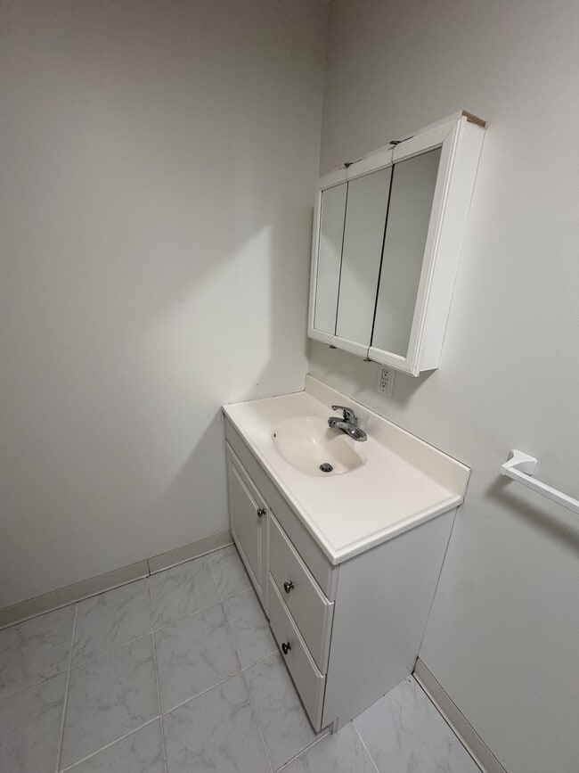 Photo - 20 W Franklin Ave Unit A-1