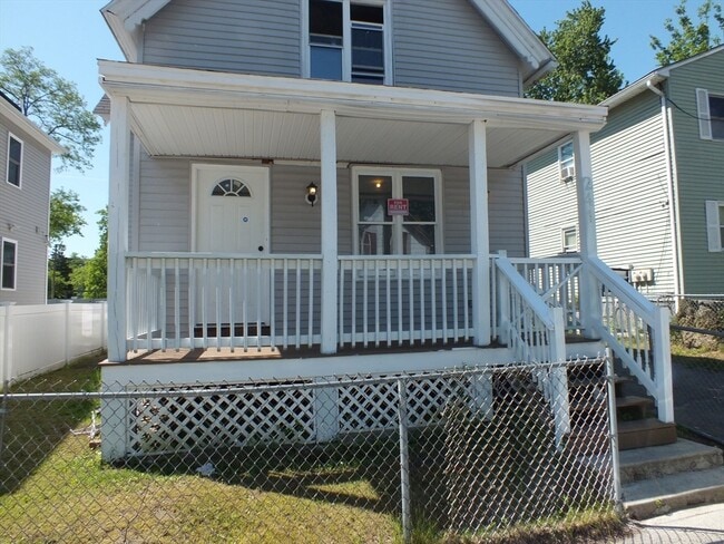 Photo - 241 Tyler St