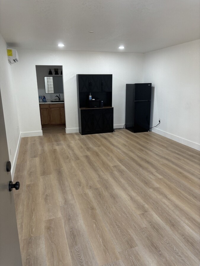 Photo - 1078 E White Mountain Blvd Unidad 25