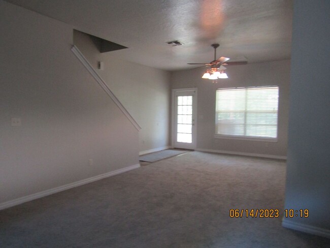 Photo - ALL ELECTRIC HOME!! PETS NEGOTIABLE WITH OWNER APPROVAL!!