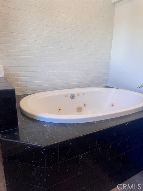 Photo - 20305 Aetna St