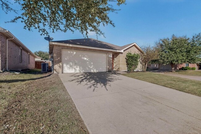 Photo - Adorable 4-Bedroom Home in Grand Heritage with Fiber Internet