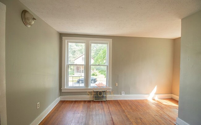 Photo - 822 N 7th St Unit 822 N 7th St -  B