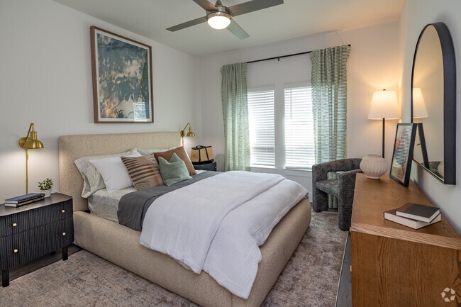 2BR, 2BA - 1,176SF-B1C- Bedroom