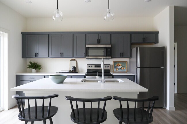 Photo - Emerson Flats