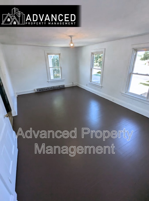 Photo - 1644 Charles St Unit UPPER