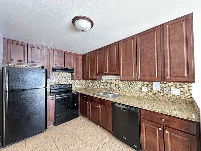 Photo - 1004 S River Rd Unit 201