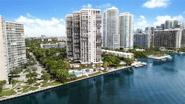 Photo - 2333 Brickell Ave Unit 1406