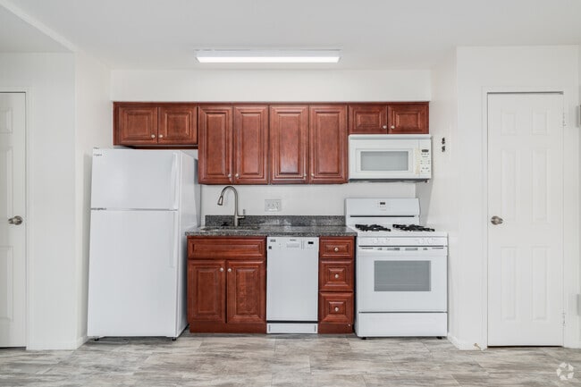 JR. 1BR, 1BA - 560SF - Kitchen