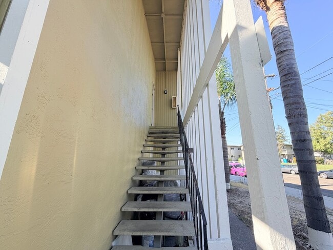 Photo - Comfortable 2BD/1BA with water&garbage Included in Santa Rosa