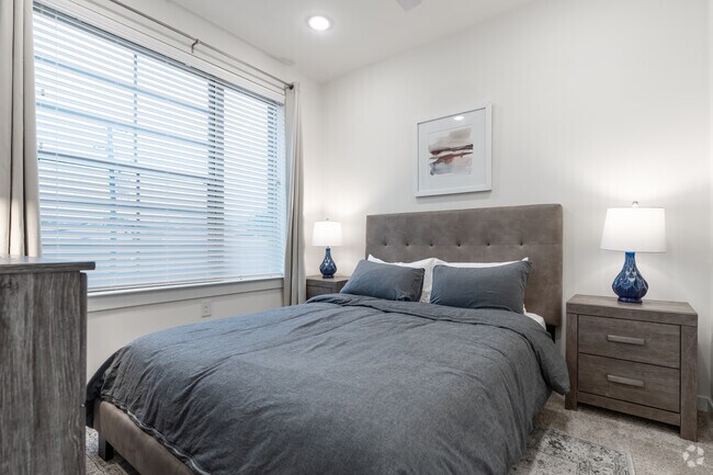 1 habitación, 1 baño - 600 pies cuadrados - Dormitorio - CO/OP Maple