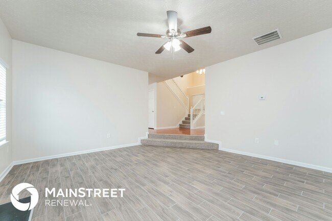 Photo - 15 Emerson Trail