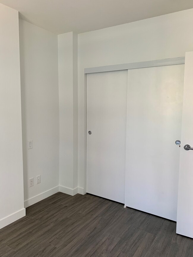 Photo - 13615 Fraser Hwy