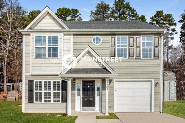 Building Photo - 4 Bedroom Pet-Friendly Home in Dallas, NC with Main Street Renewal