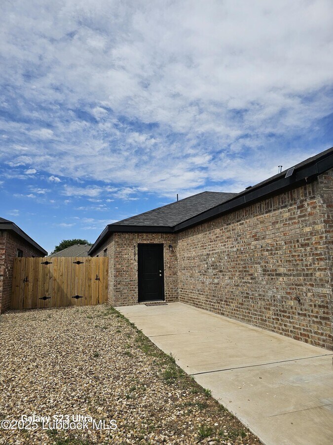 Photo - 5709 Kemper St Townhome