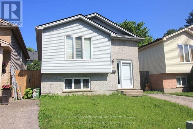 Photo - 893 Lawson Rd