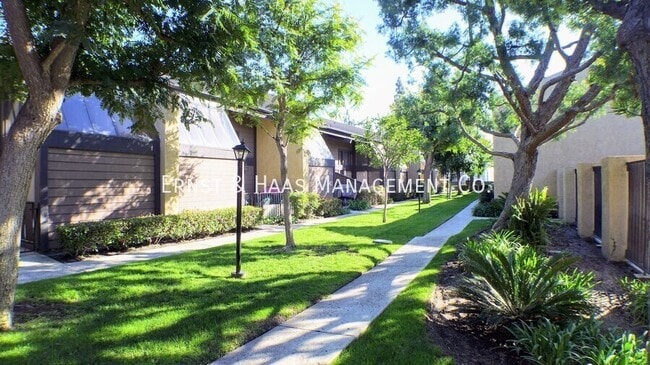 Building Photo - 7021 Alondra Blvd Unit #26