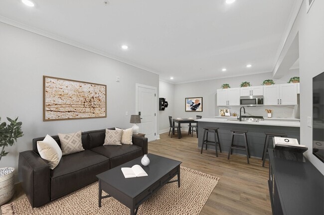 Photo - Pointe Grand Covington