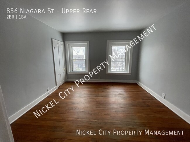 Building Photo - 856 Niagara St Unit Upper Rear