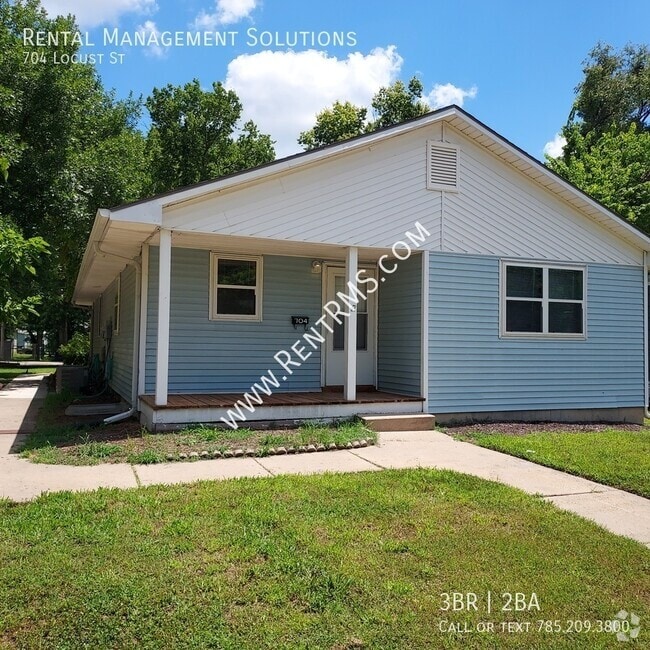 Building Photo - 704 Locust St Rental