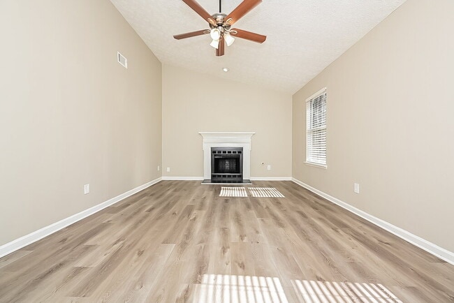 245 Marcliff Ct
