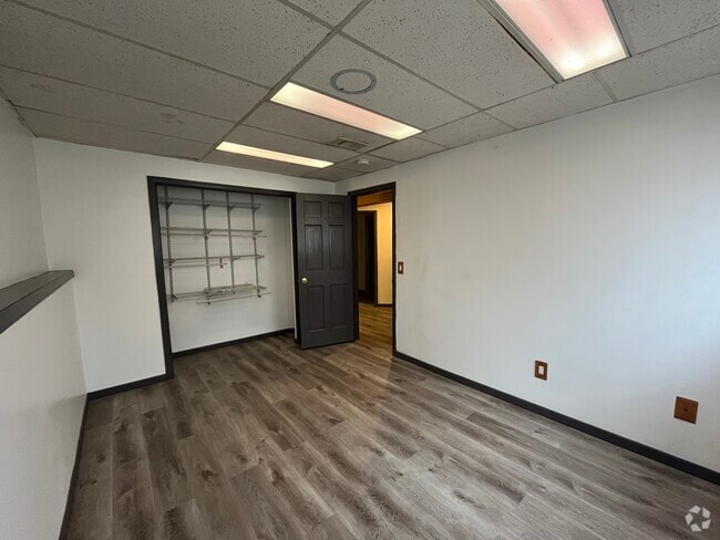 Building Photo - 2175 Cedar Ln Rental