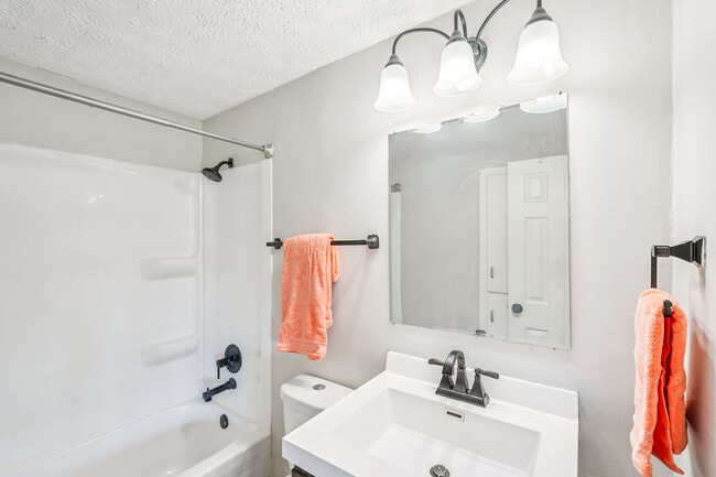 Columbus Crossing Townhomes