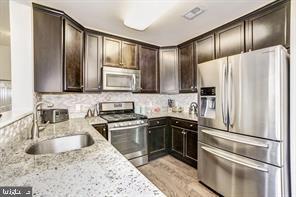 Photo - 223 Breeders Cup Dr