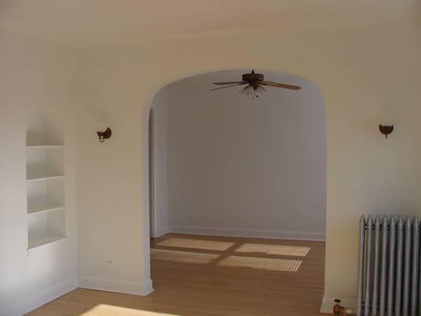 1-Bedroom Large - Farwell Apartments