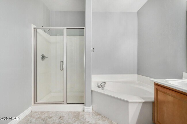 Photo - 5450 E Deer Valley Dr Unidad 1006