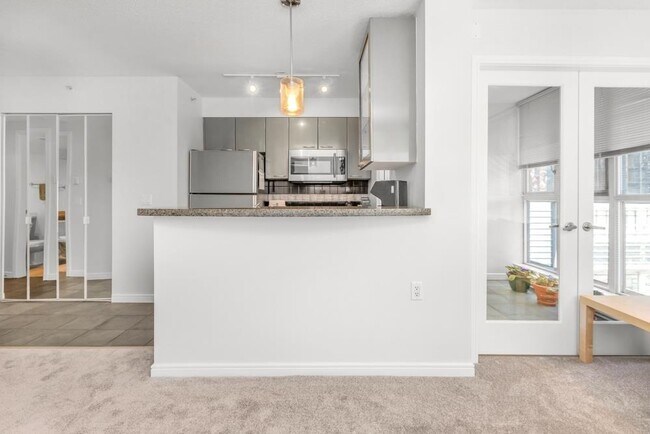 Photo - 1068 Hornby St Unit 902