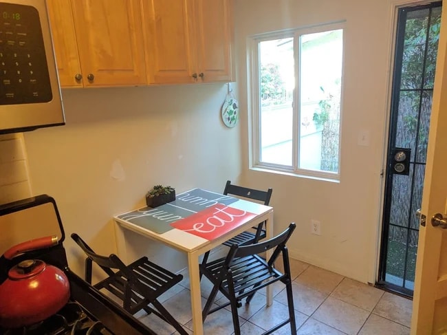 Photo - 10869 Kling St Unit 10869