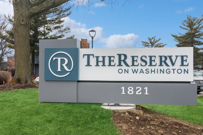 Letrero de propiedad - The Reserve on Washington Apartamentos