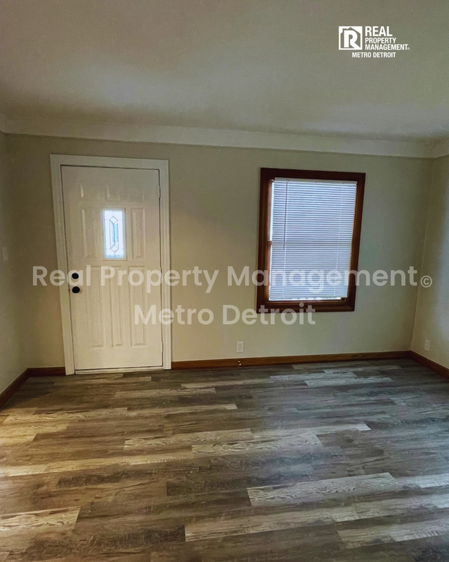 Photo - NEW YEAR, NEW HOME